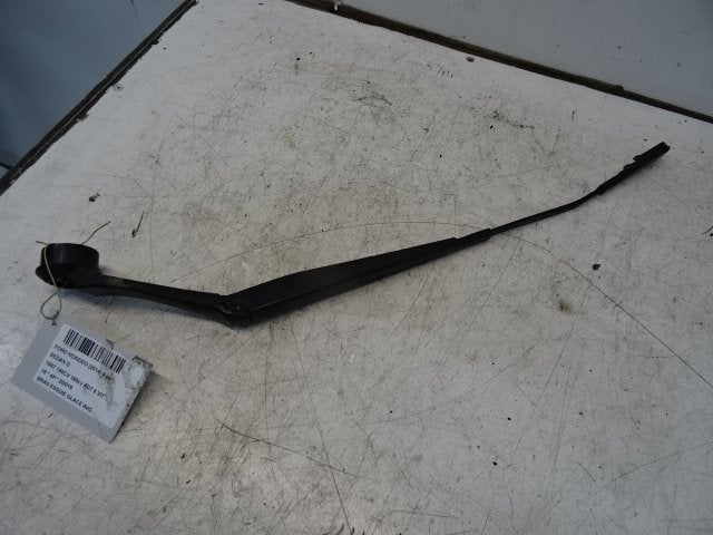 BRAS ESSUIE GLACE AVANT GAUCHE Ford Mondeo V, Mevr. I. Hauben, Rue de l'Espoir 34 34
4030  GRIVEGNÉE, BE, Info@Collignon.be, Ford