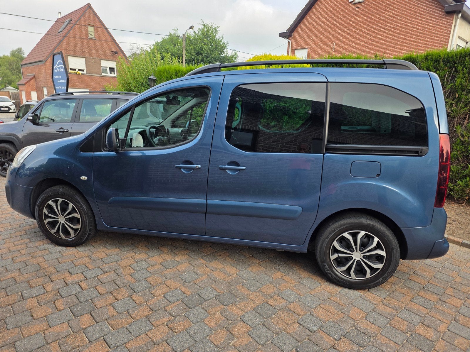 Peugeot Partner Tepee 1200 Benz + Trekhaak, Autos, Peugeot, Achat, Entreprise, Boîte manuelle, 5 portes