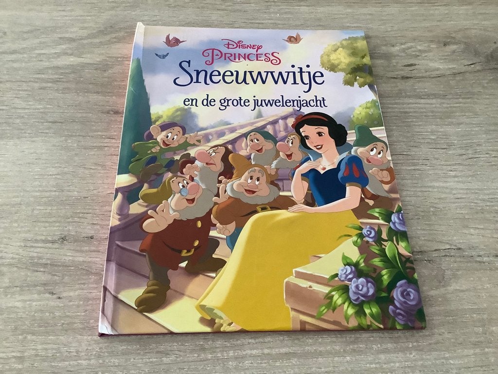 Disney Sneeuwwitje en de grote juwelenjacht voorleesboek, Boeken, Dinsey, Jongen of Meisje, Ophalen of Verzenden, Zo goed als nieuw