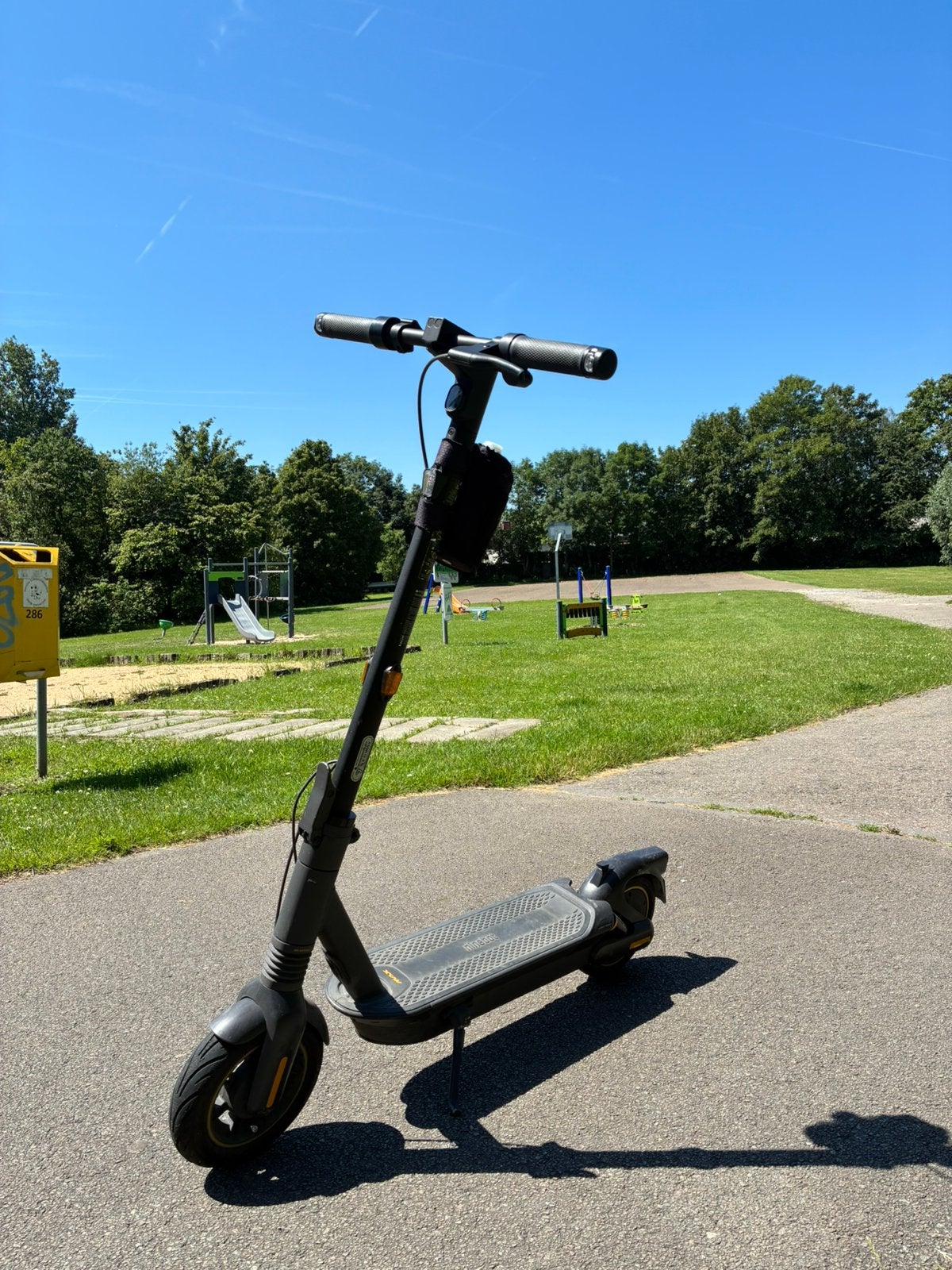 Ninebot g2 max, Fietsen en Brommers, Ophalen, Zo goed als nieuw, Gewone step