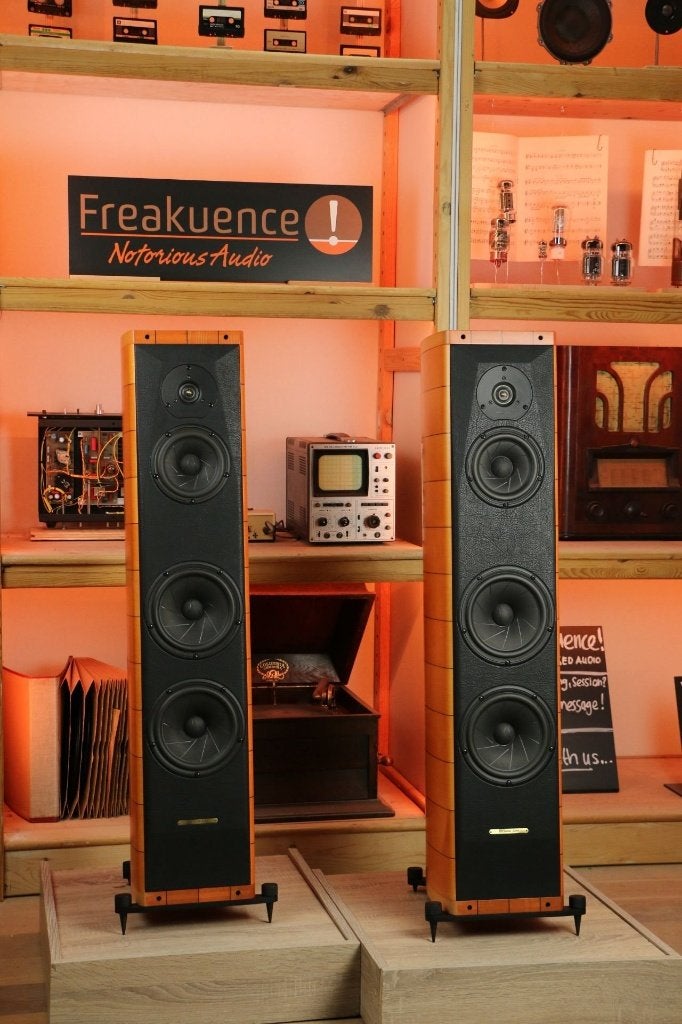 Sonus Faber Cremona zuilen TRADE? Jaar garantie @Freakuence!, Audio, Tv en Foto, Ophalen of Verzenden, Zo goed als nieuw, 60 tot 120 watt