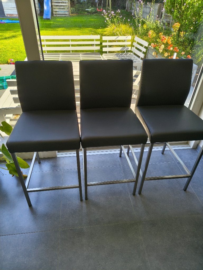 3 Barstoelen, Huis en Inrichting, Barkrukken, 3 krukken, Ophalen, Zo goed als nieuw