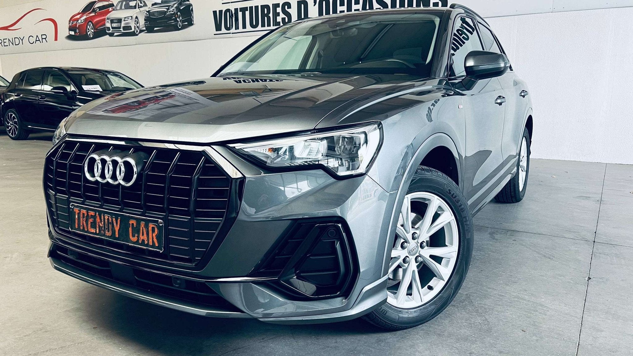Audi Q3 Q3 35 TFSI S line+CARPLAY+CUIR+CARNET+GARANTIE, Autos, Cuir, Argent ou Gris, Achat, 140 g/km