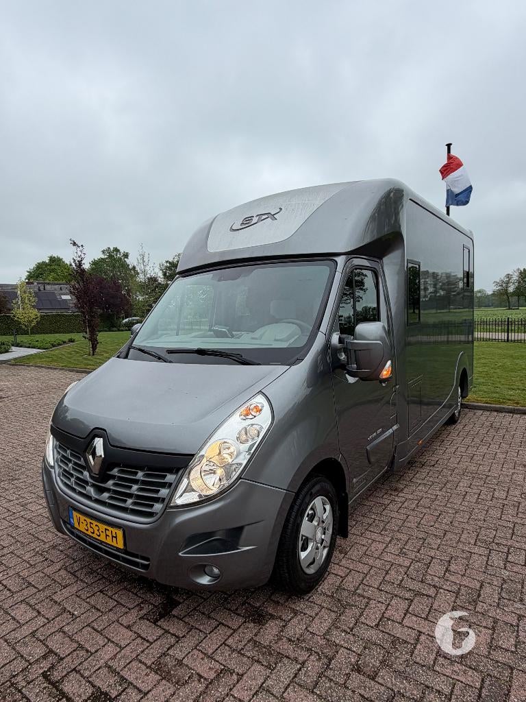 Uniek! dubbelcabine STX paardencamionette! 2017 - 54.000km!, Dieren en Toebehoren, Paarden en Pony's | Trailers en Aanhangwagens