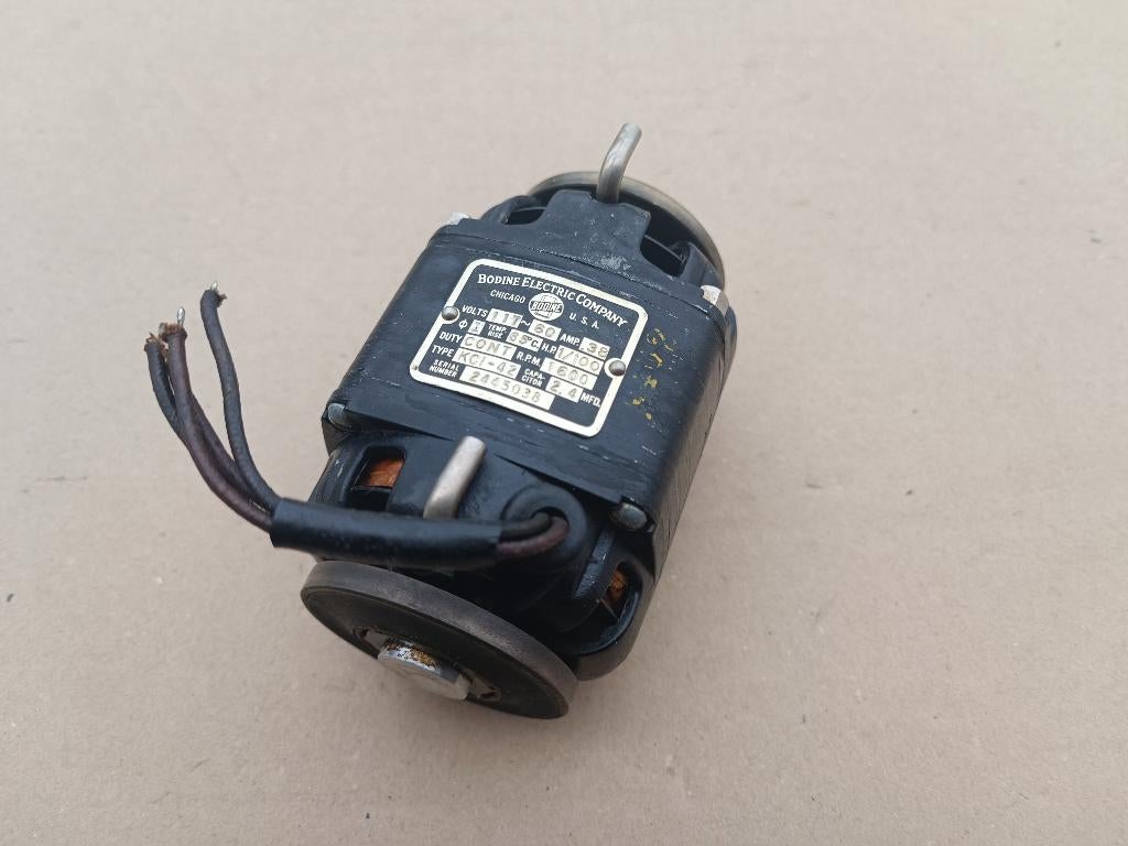 Motor/ Mechaniek Seeburg/ Hecker (Div) jukebox, Envoi, Seeburg