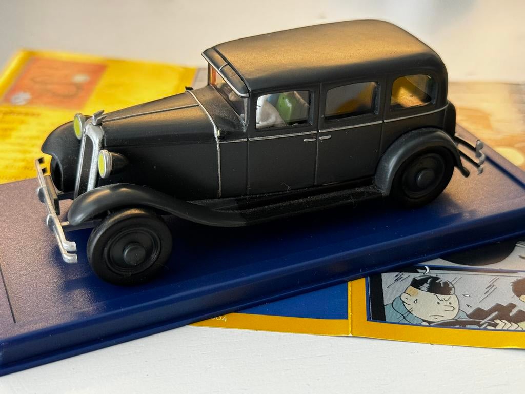 Kuifje auto 1:43 limousine naar Nankin uit blauwe lotus, Ophalen of Verzenden, Kuifje, Zo goed als nieuw