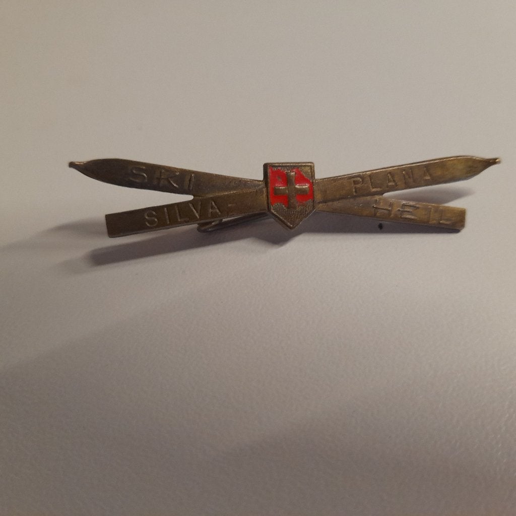 magnifique broche vintage Silva Plana Ski Heil suisse, Collections, Broches, Pins & Badges, Enlèvement ou Envoi, Sport, Insigne ou Pin's