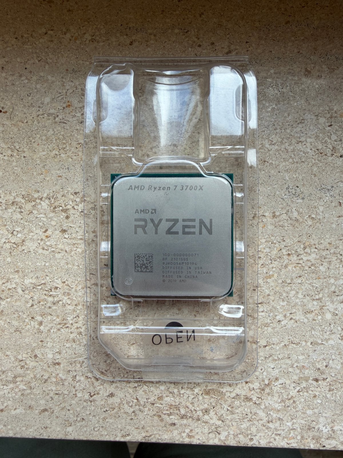 AMD Ryzen 7 3700X, Computers en Software, Ophalen, Zo goed als nieuw