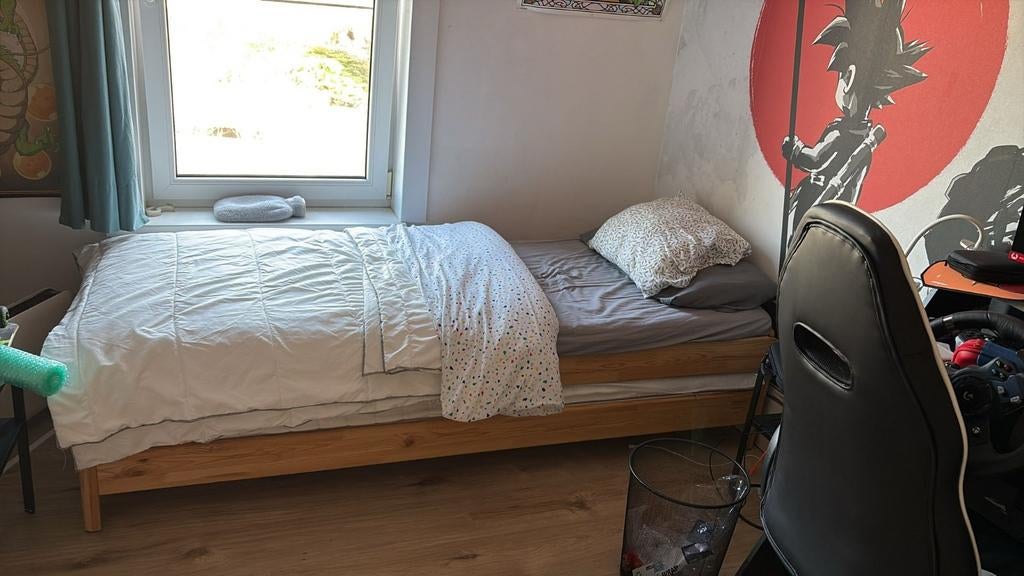 Lit empilable avec matelas