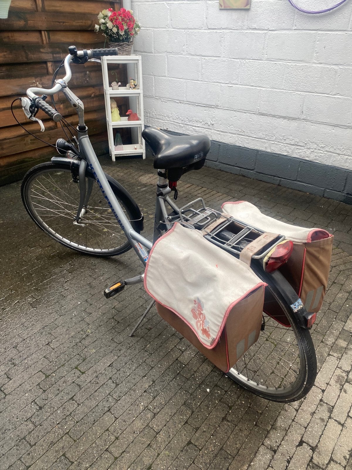 Damesfiets, Ophalen, Gebruikt