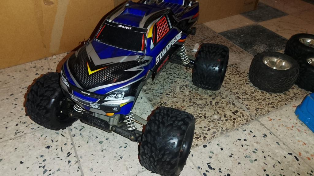 1:10 Traxxas Stampede Brushless RTR, Hobby en Vrije tijd, Gebruikt, Auto offroad, Schaal 1:10, RTR (Ready to Run)