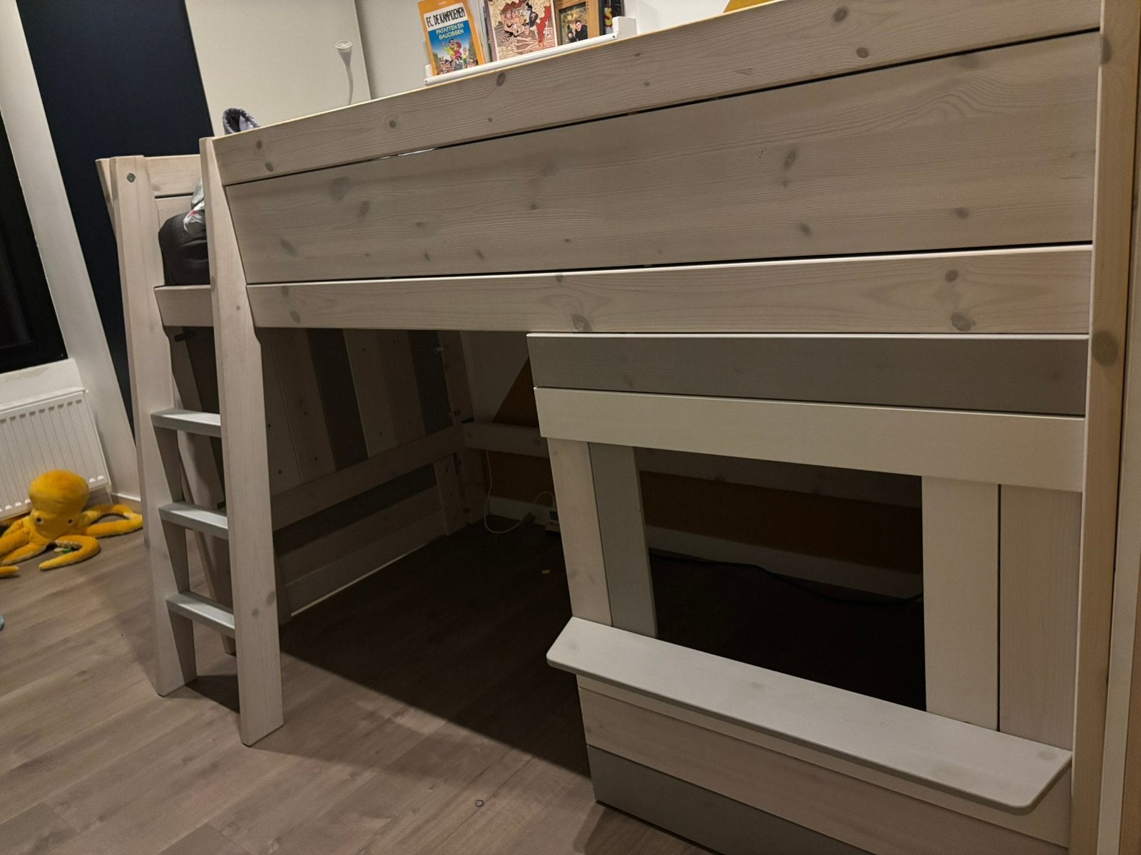 Lifetime kidsroom - halfhoogslaper, Kinderen en Baby's, Kinderkamer | Stapelbedden en Hoogslapers, Zo goed als nieuw, Ophalen