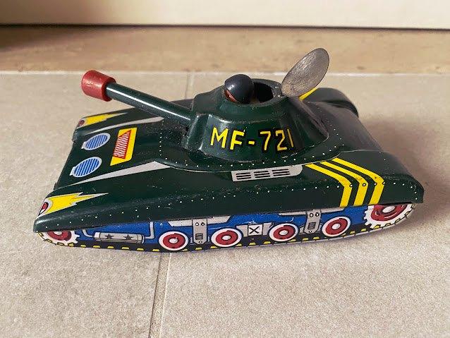 blikken tank 1960 's  MF-721, Antiek en Kunst, Ophalen of Verzenden