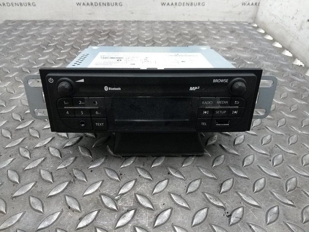 OPEL VIVARO RADIO 2015, Ophalen of Verzenden, Gebruikt, Stiba lid
