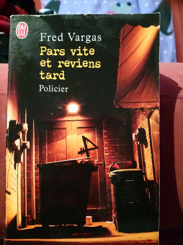 Fred Vargas Pars Vite et reviens tard, Boeken, Ophalen, Zo goed als nieuw, Fred Vargas