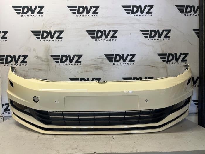 Voorbumper van een Volkswagen Touran (1015), Volkswagen, -, 3 mois de garantie, Utilisé