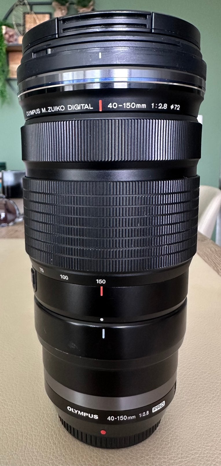 Olympus M.Zuiko 40-150 mm f/2.8 PRO, TV, Hi-fi & Vidéo, Enlèvement ou Envoi, Comme neuf