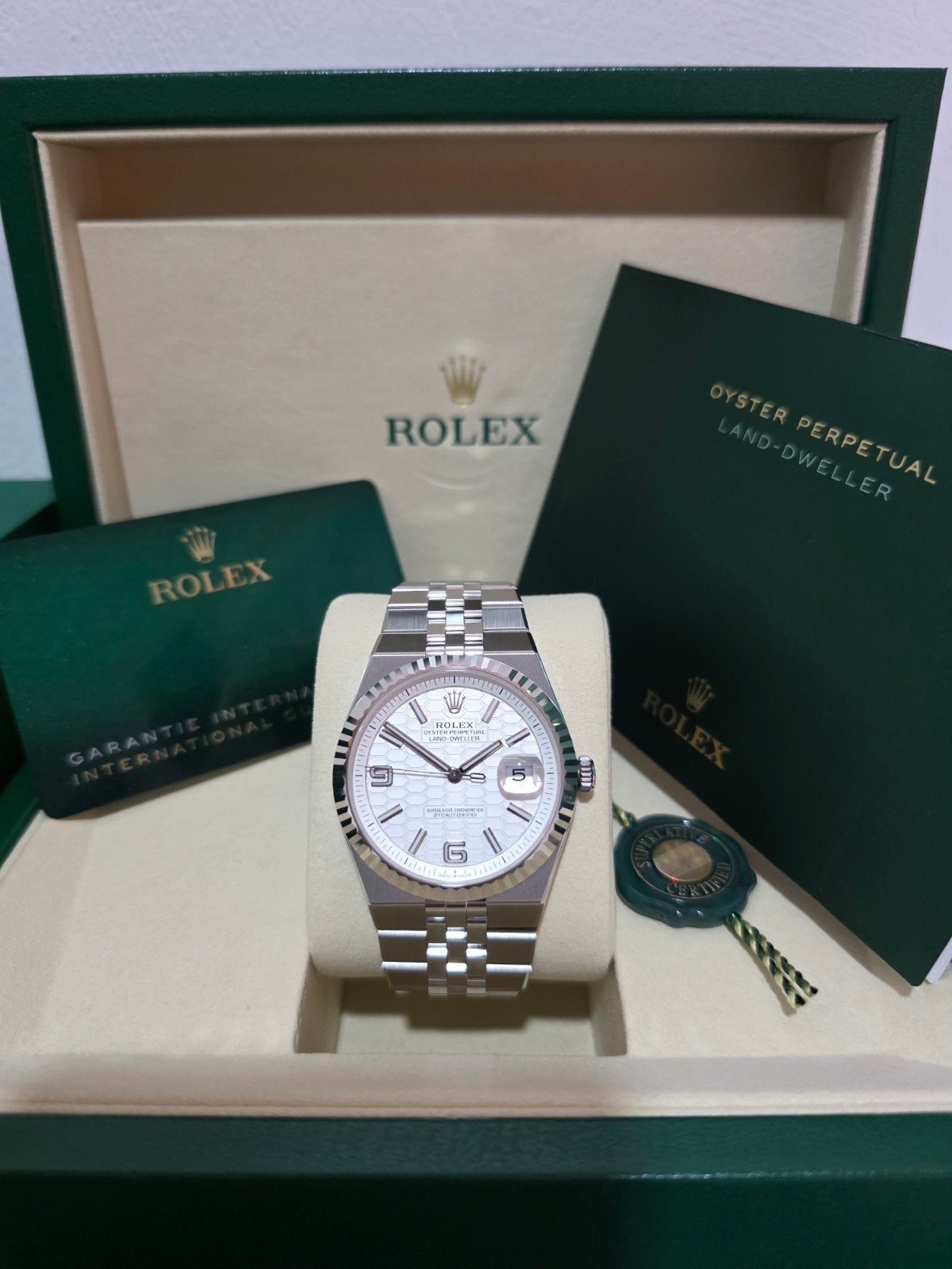 NEW ROLEX LAND-DWELLER 5J GARANTIE, Handtassen en Accessoires, Staal, Rolex, Polshorloge, Nieuw