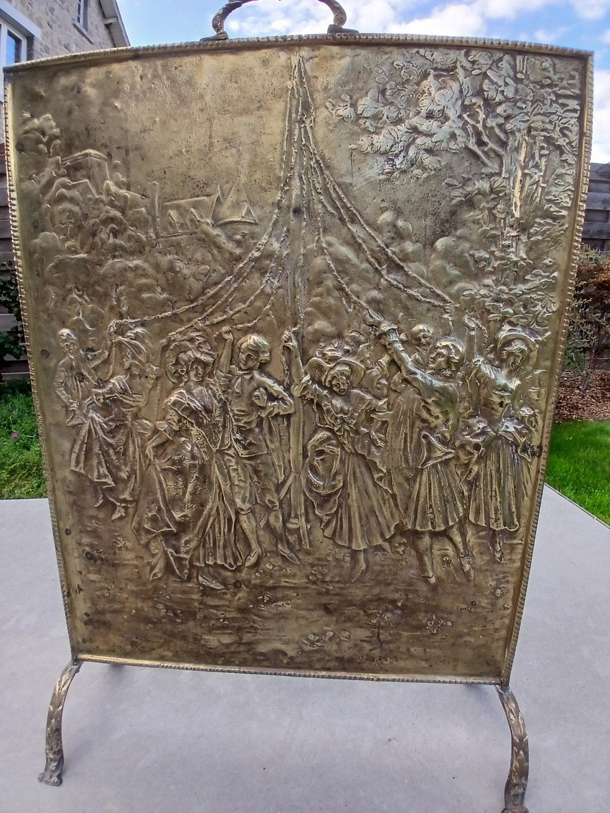 Pare-étincelles/Écran de cheminée ancien en laiton repoussé, Antiquités & Art, Enlèvement