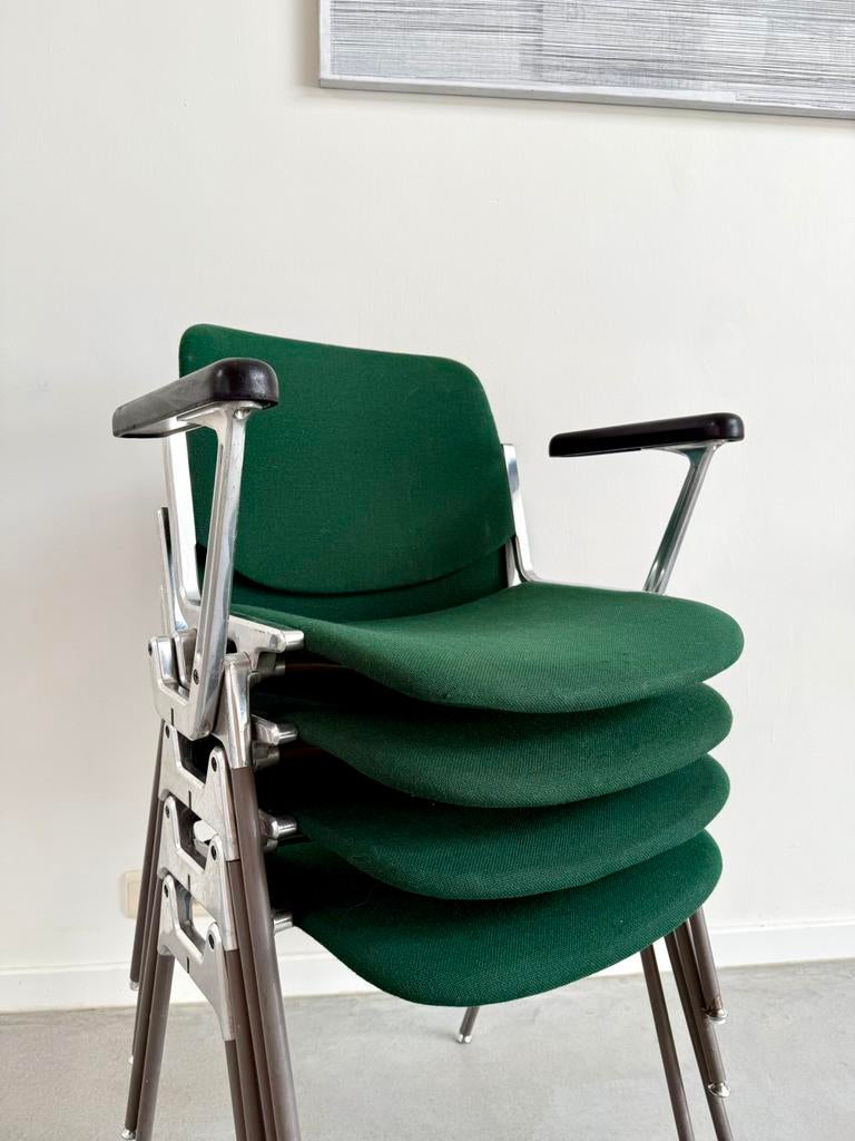 Castelli DSC106 - Giancarlo Piretti, Ophalen