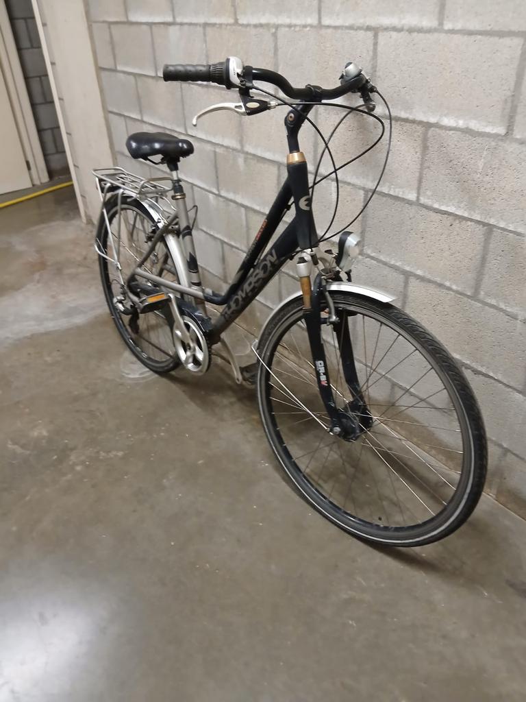 Damesfiets, Fietsen en Brommers, Ophalen, Zo goed als nieuw