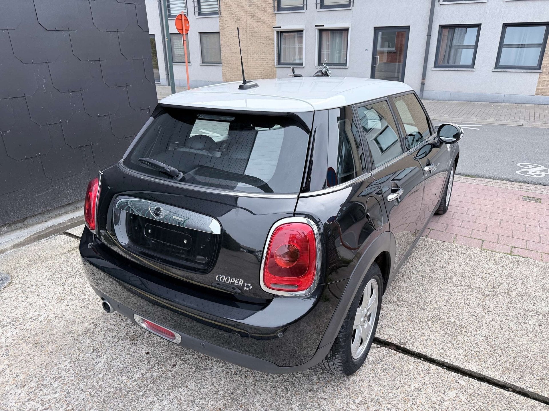 MINI Cooper D 1.5 COOPER D EDITION, Achat, Euro 6, Entreprise, Entretenue par le concessionnaire