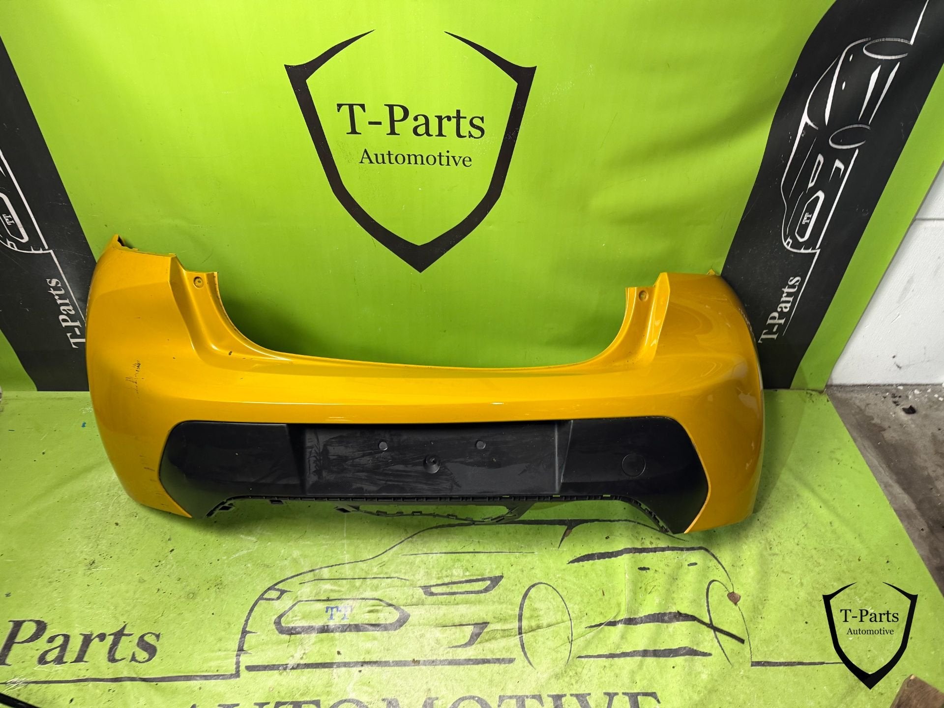 peugeot 208 GT achterbumper bumper, Taurusavenue 1
2132 LS  Hoofddorp, NL, Gebruikt, Contact.group@renault.com, Stellantis N.V.