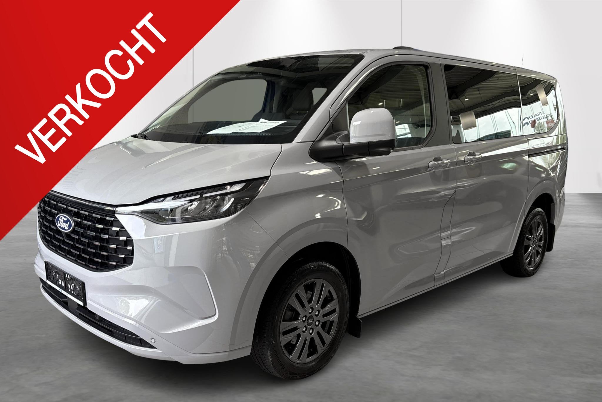 Ford Tourneo Custom 340L 2,5DT 232Pk/ 171Kw Titanium X, Autos, Achat, 2500 cm³, Entreprise, Assistance au freinage d'urgence