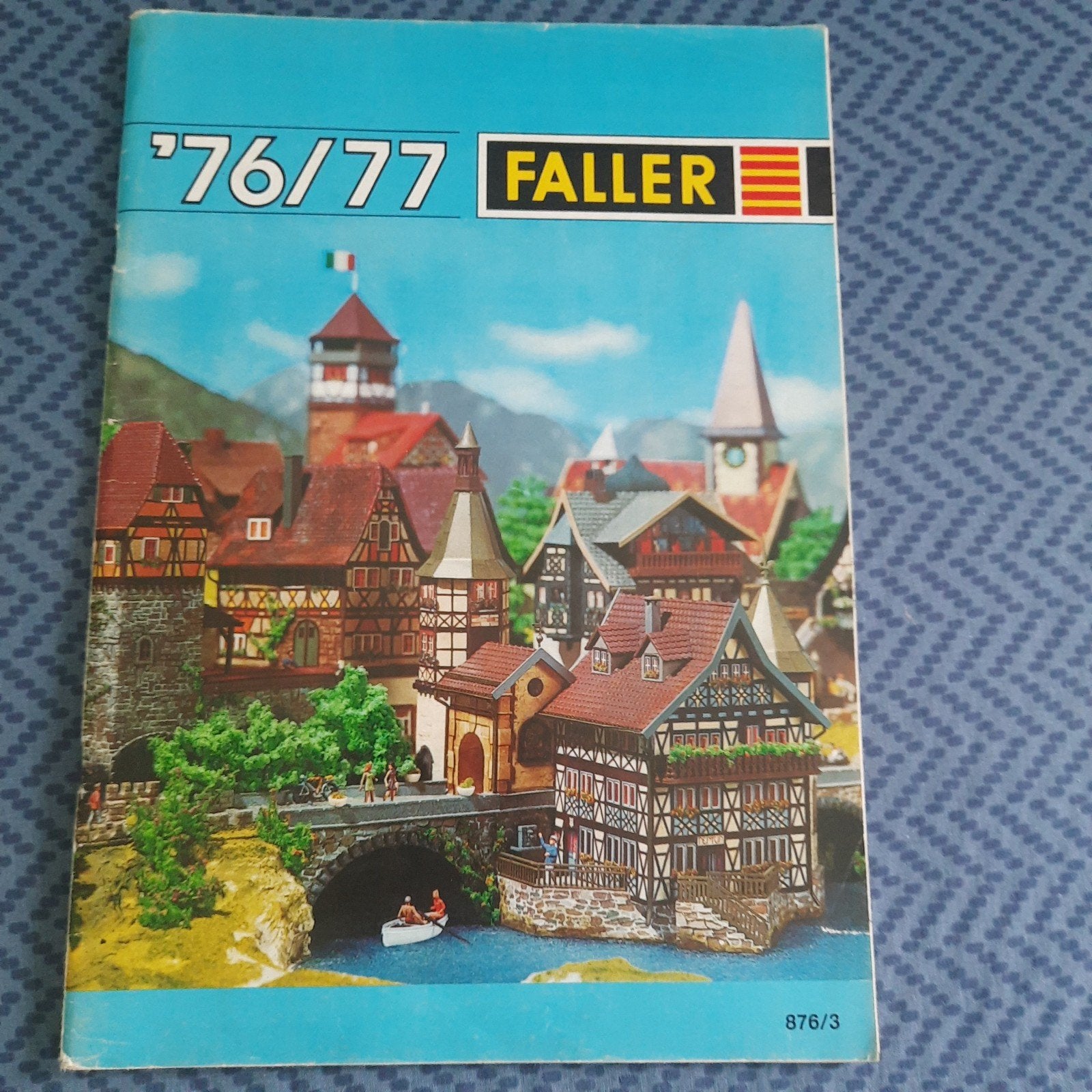 FALLER * 1976/1977 * VINTAGE CATALOGUS van uitgebreid gamma, Ophalen, Zo goed als nieuw, Boek, Tijdschrift of Catalogus, Overige merken