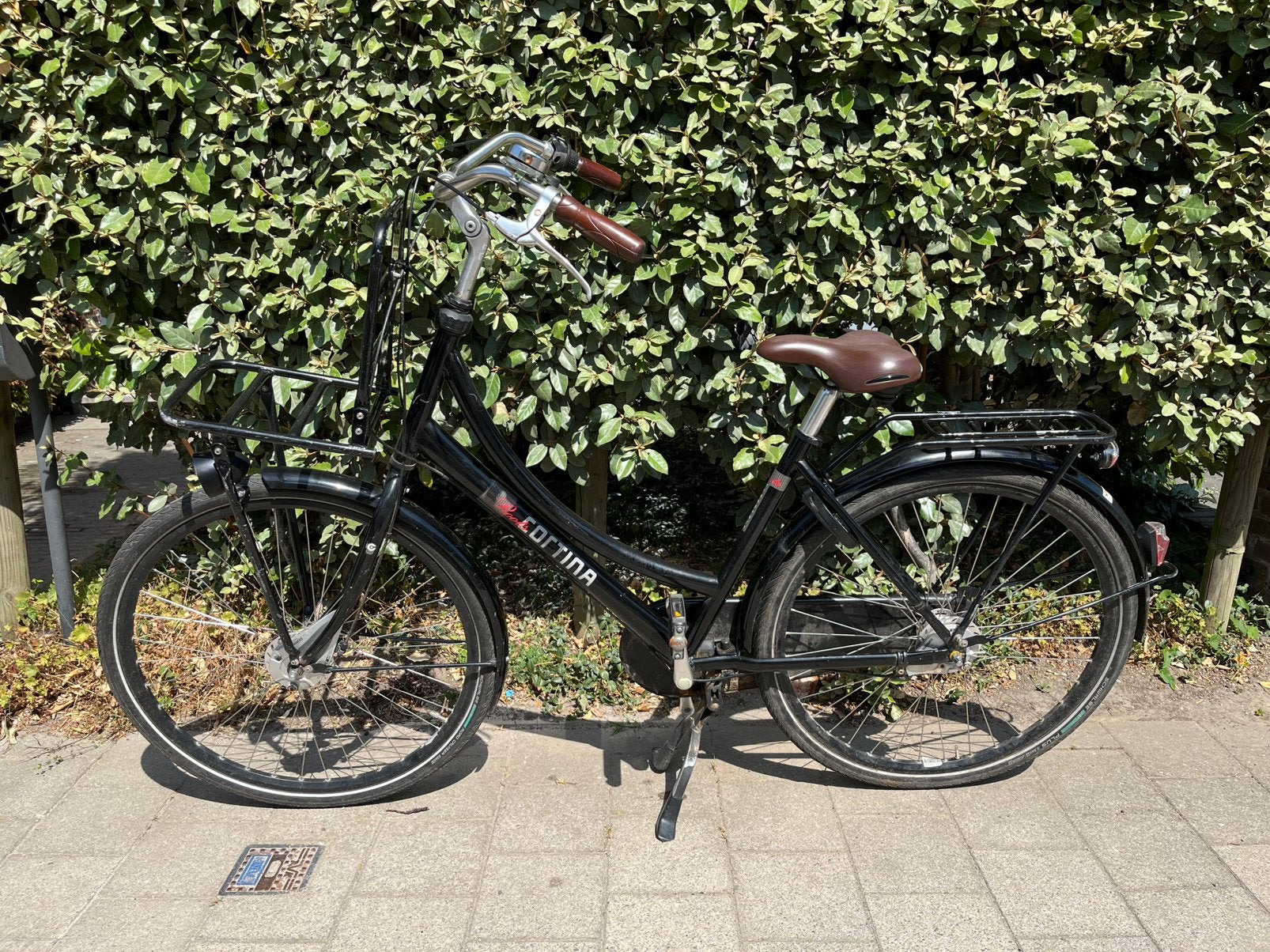 Hollandse omafiets met voordrager, Fietsen en Brommers, Ophalen, Gebruikt, Velgrem, Versnellingen