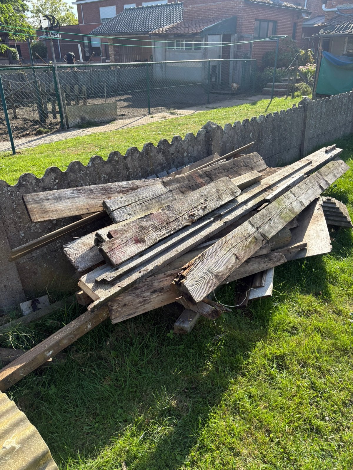 Hout gratis mee te nemen, Enlèvement, Poutre