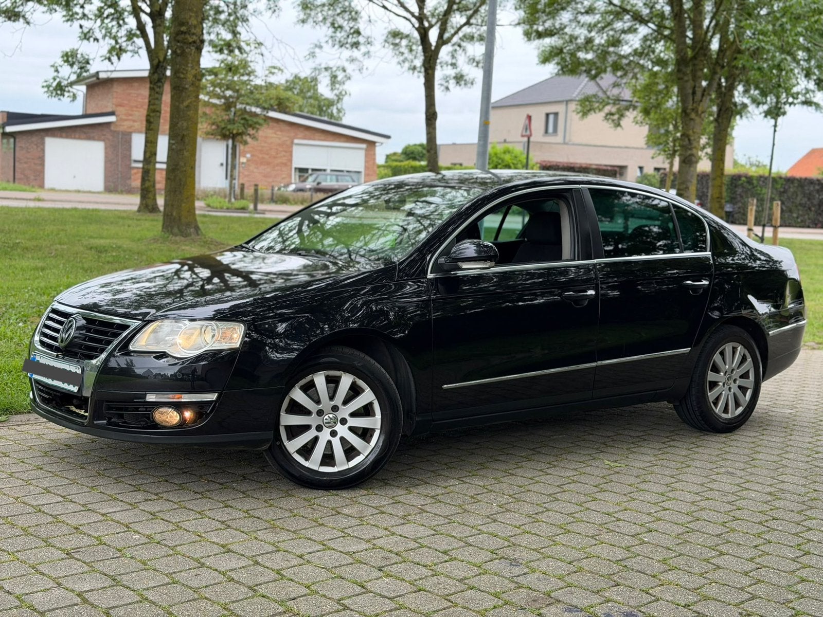 Volkswagen Passat 2.0 TDi FaceLift Model Euro 5, Auto's, Euro 5, Stof, Zwart, Bedrijf