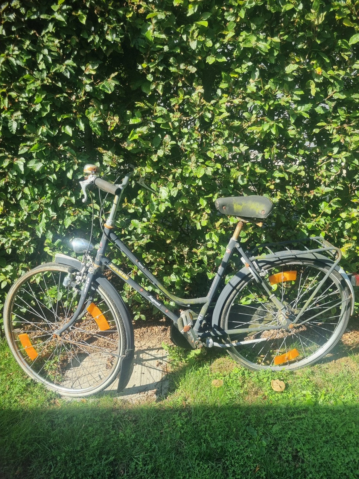 Op te knappen dames/stadsfiets Magneet, Fietsen en Brommers, 59 cm of meer, Ophalen, Magneet