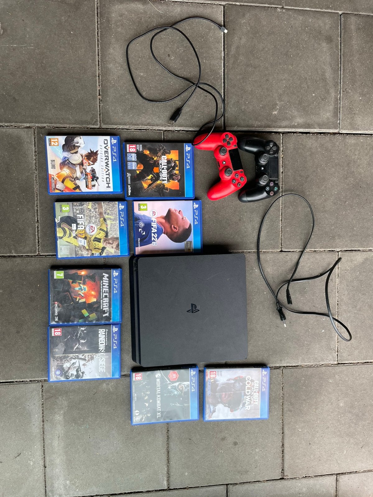 Playstation 4, Ophalen, Met 2 controllers, 1 TB, Gebruikt