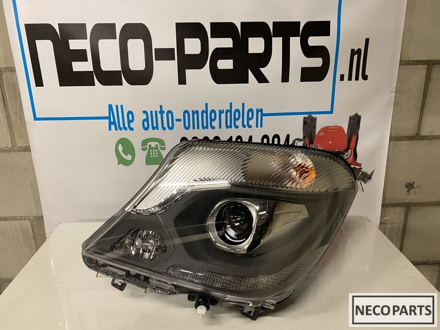 SPRINTER W906 XENON KOPLAMP LINKS A9068206200 COMPLEET, Utilisé, -, -, Enlèvement ou Envoi