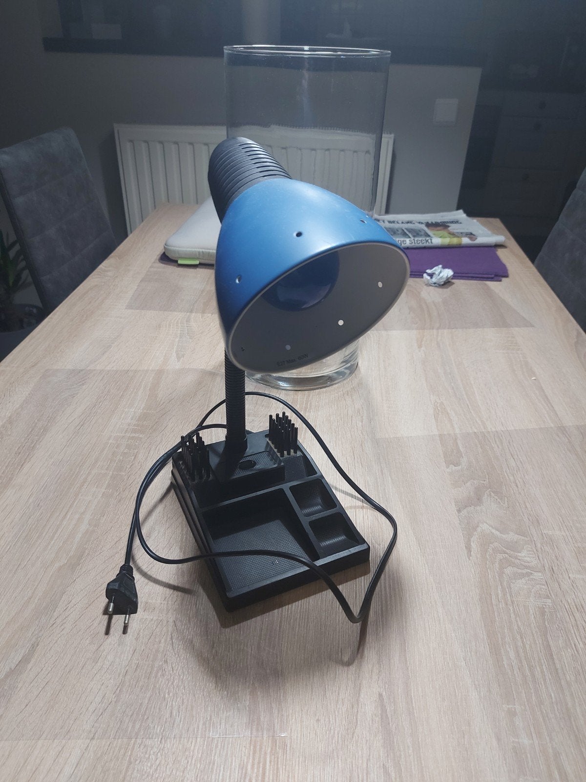 bureaulamp wit licht 5euro, Ophalen