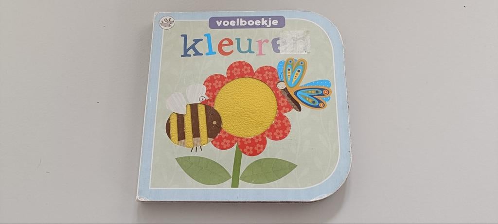 Voelboekje  - Kleuren, Boeken, Ophalen of Verzenden, Zo goed als nieuw