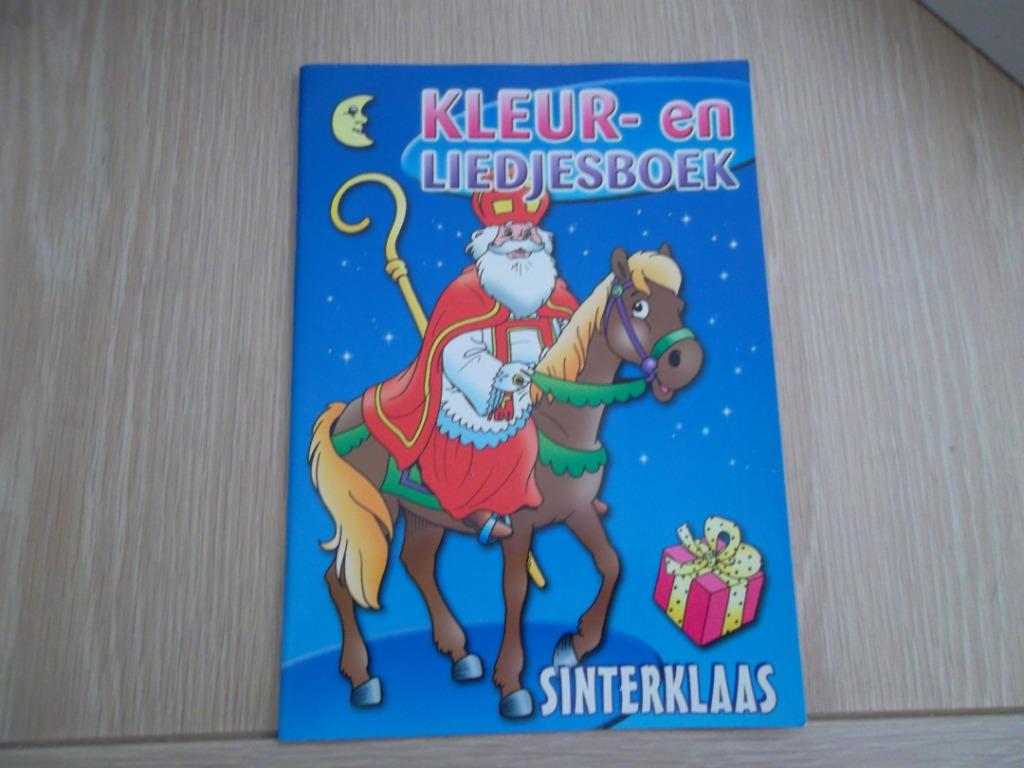 Kleur- en liedjesboek Sinterklaas, Ophalen of Verzenden, Nieuw