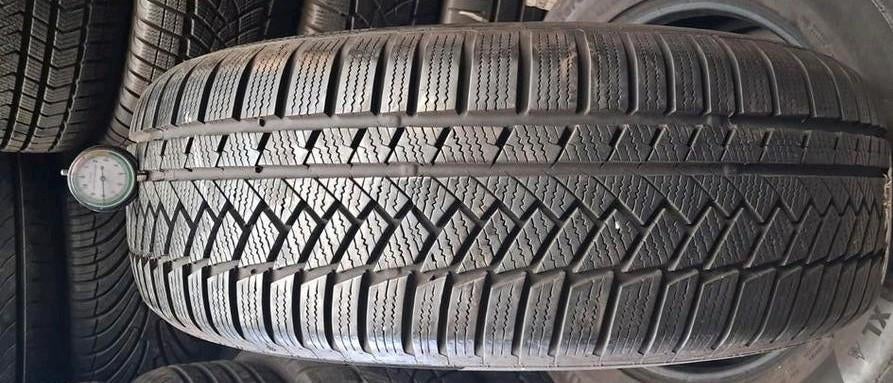 235/60/18 235/60r18 2356018 démo hivernale Continental 8mm, Enlèvement