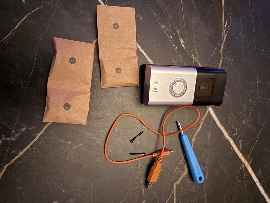 Complete ring deurbel met camera., Ophalen, Compatibel met smartphone, Zo goed als nieuw, Draadloos
