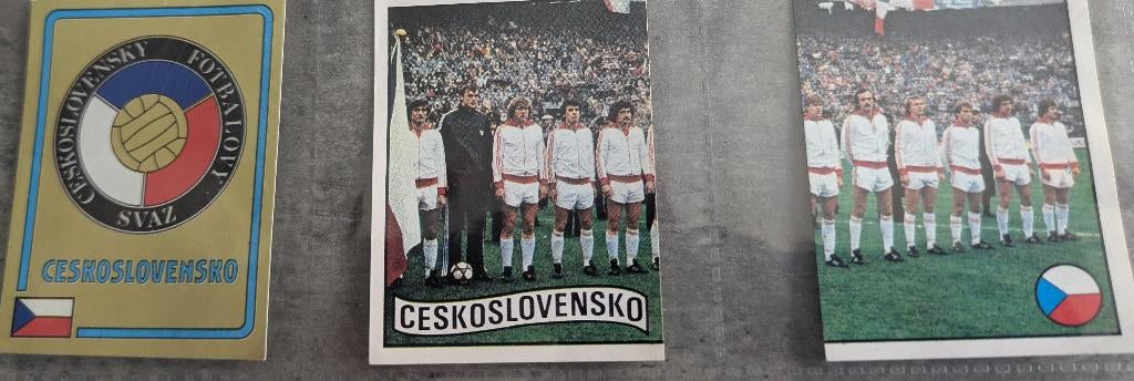 PANINI VOETBAL STICKERS EURO 84  CESKO 3x incl  embleem, Verzenden