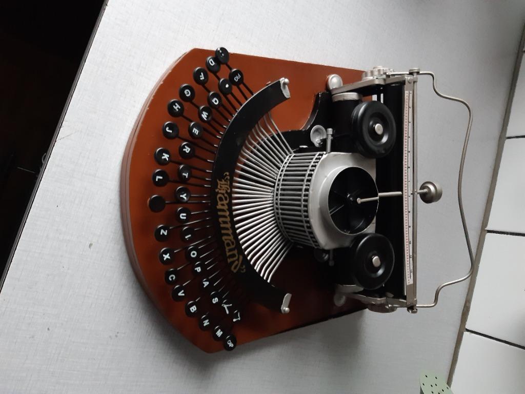 Machine à écrire ancienne décorative Hammond, Enlèvement, Neuf