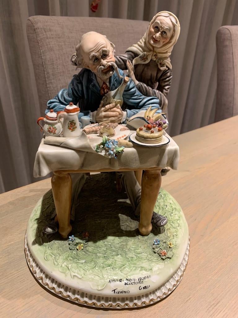 Statue en porcelaine de Tiziano Gallo « Amor non muore », Enlèvement ou Envoi