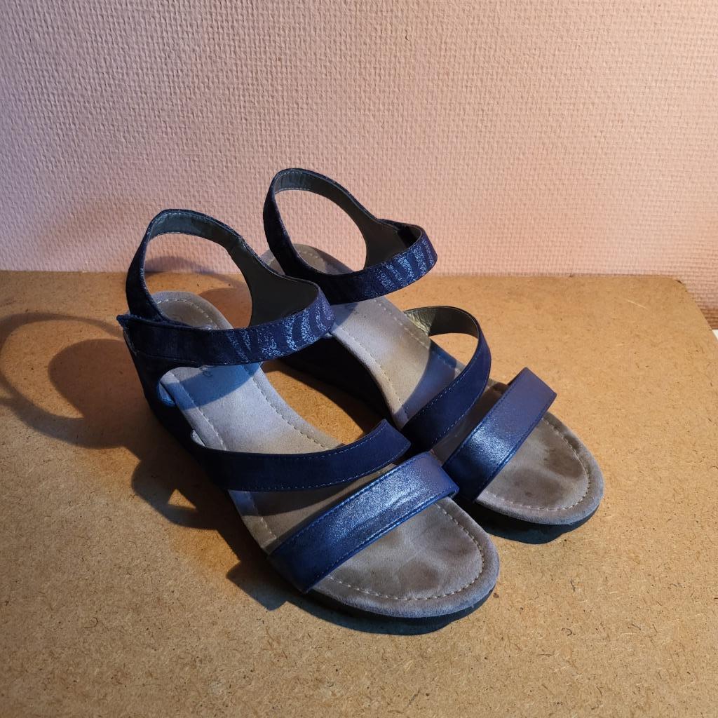 Blauwe sandalen Ladyflex maat 41, Kleding | Dames, Schoenen, Blauw, Ladyflex, Sandalen of Muiltjes, Ophalen of Verzenden