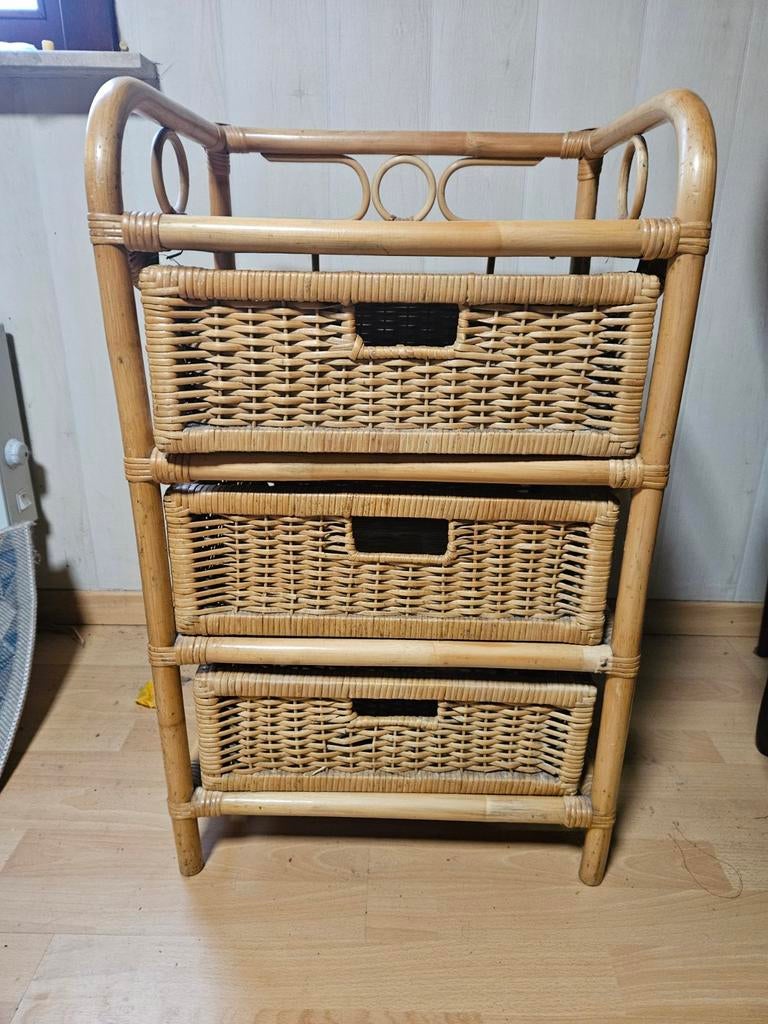 Rotan ladekast: 45x35x75, Enlèvement, Utilisé