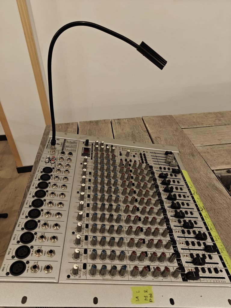 MENGPANEEL BEHRINGER 12 kanalen, Enlèvement, Utilisé