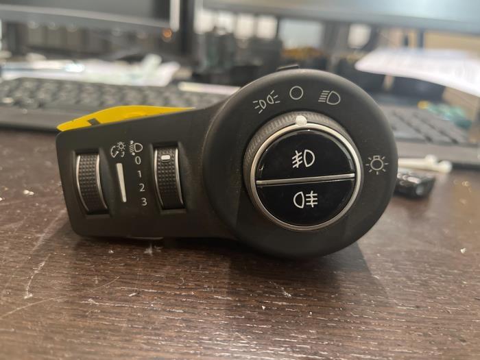 Licht Schakelaar van een Fiat 500X, Ophalen of Verzenden, 3 maanden garantie, Gebruikt