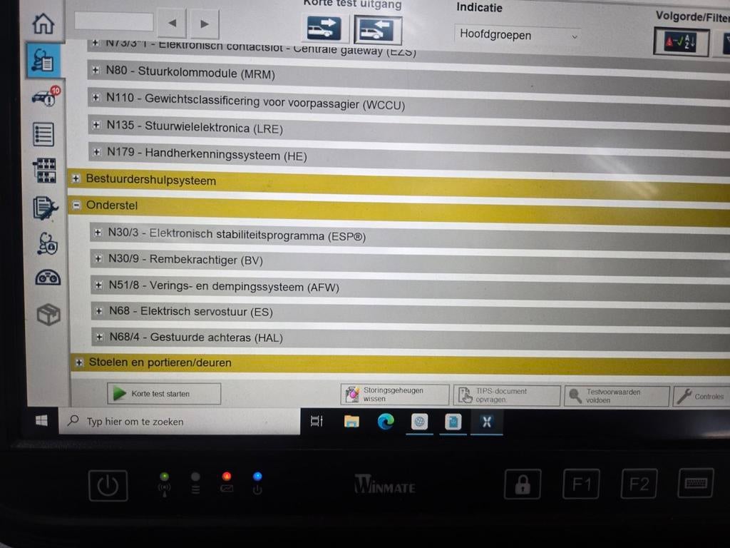 Mercedes-Benz Specialist – Diagnose & Reparatie, Ophalen
