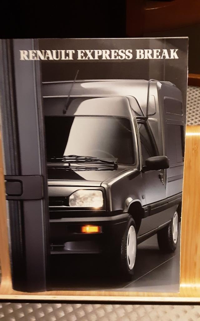 Renault express break brochure, Boeken, Auto's | Folders en Tijdschriften, Ophalen of Verzenden, Zo goed als nieuw, Renault