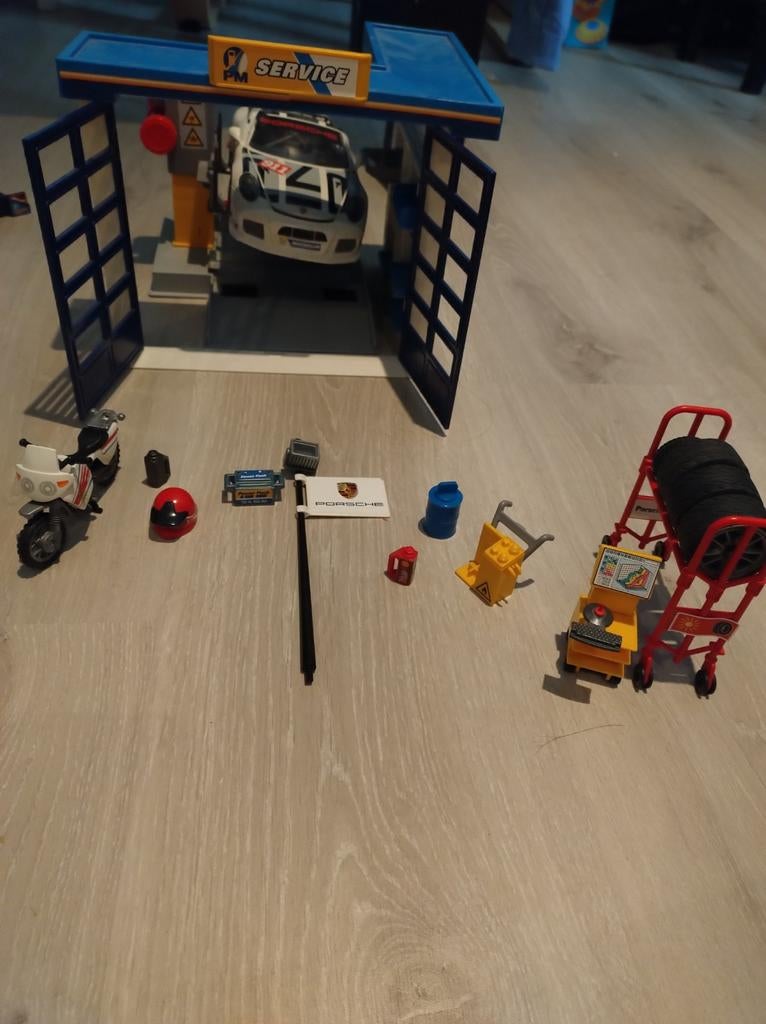 Playmobil garage, Kinderen en Baby's, Speelgoed | Playmobil, Ophalen
